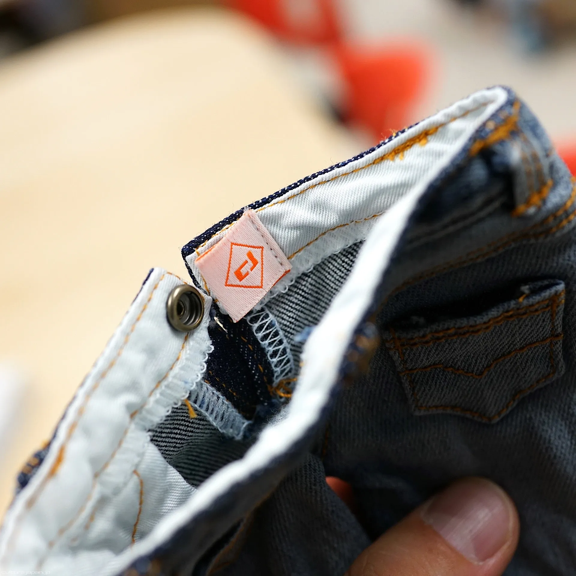 Low Rise Jeans