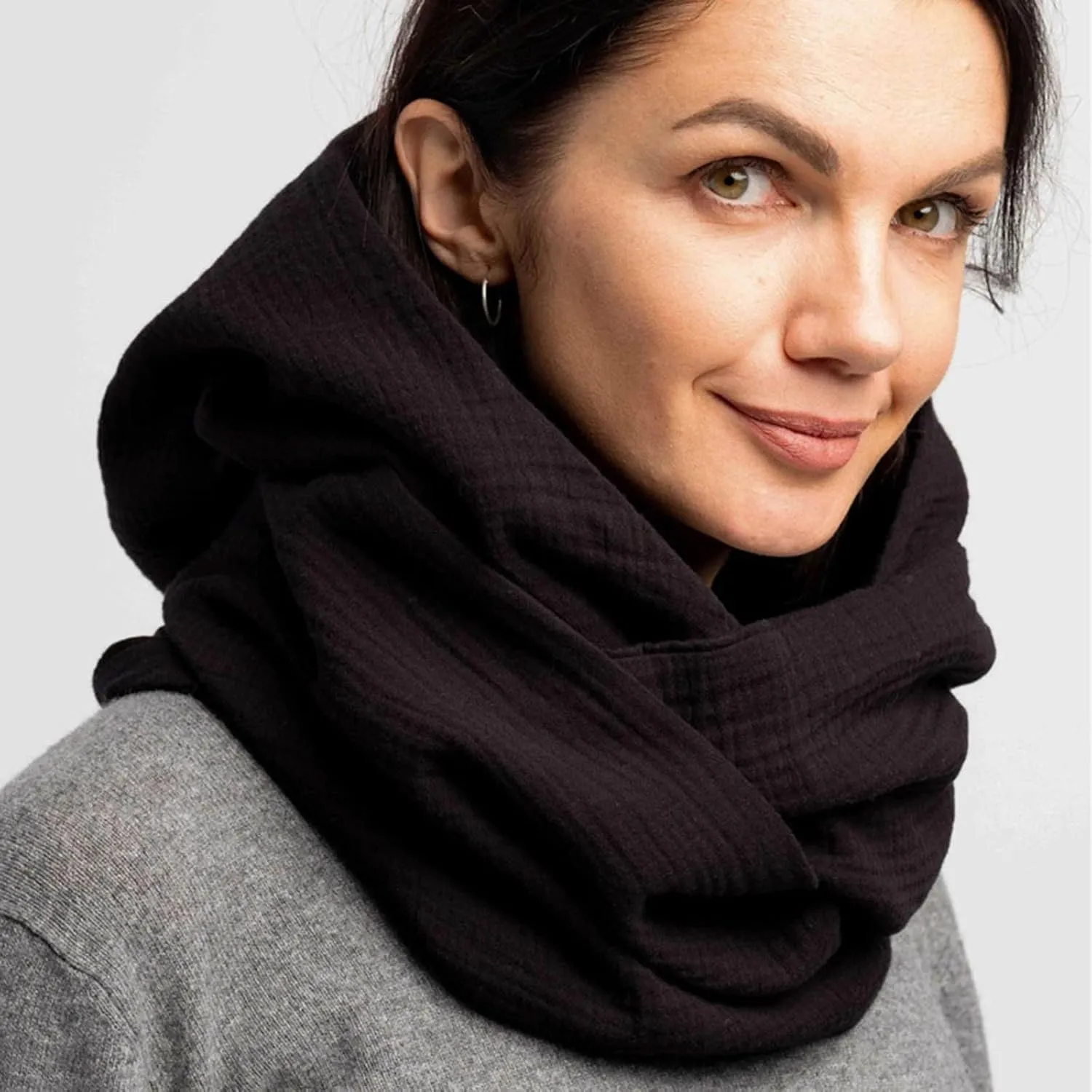 Men Women Hooded Scarf Winter Scarf Crinkle Vintage Soft Scarf Ski Neck Gaiters for Men Wool